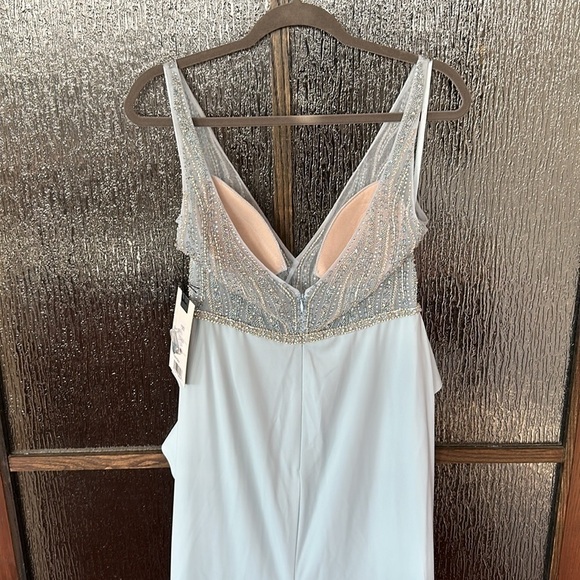 Mac Duggal EMBELLISHED ILLUSION SLEEVELESS PEPLUM GOWN size 8 $598 - Picture 12 of 12